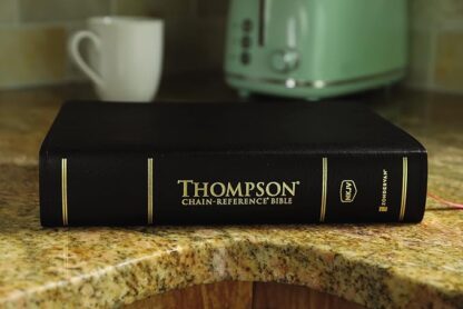 Thompson Chain Ref Bible ~ NKJV Black - Image 3